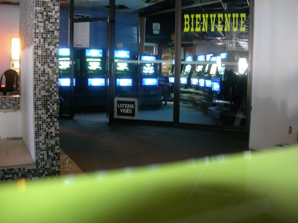 Amosphere Complexe Buitenkant foto